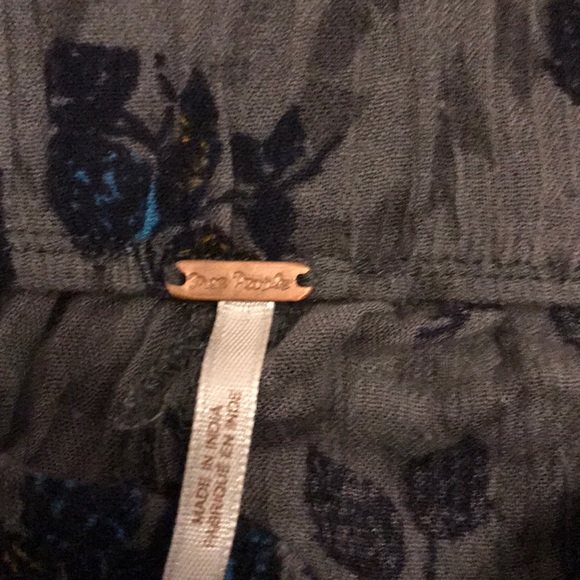 Free people pants size small - Picture 5 of 6